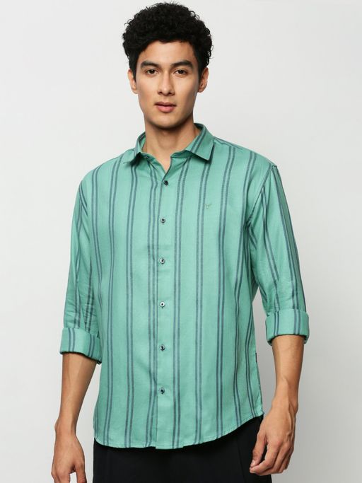 Buy SHOWOFF Men Long Sleeves Spread Collar Sea Green Vertical