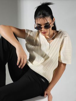 SHOWOFFFF - Edition Womens Cream Self Design Top