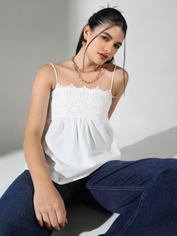 SHOWOFF - Edition Womens White Solid Top