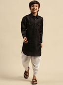 Black color option, Sold out, Currently selected