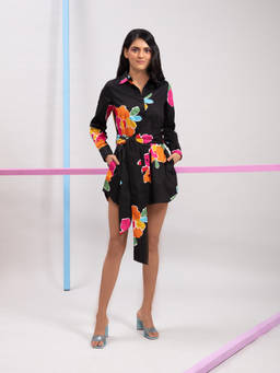 Twenty Dresses by Nykaa Fashion - Black Printed Collared Mini Dress