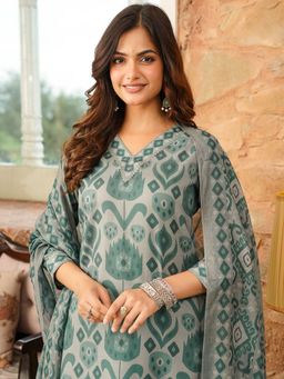 Vaamsi - Grey Printed Straight Kurta with Pant and Dupatta