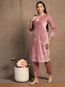 SHADES OF FAASHION - Women's Mauve Solid A-Line Fit Kurta with Pant (Set of 2)