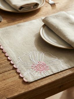 Haus & Kinder - Verdant Vein Embroidered Table Placemats Sage Green