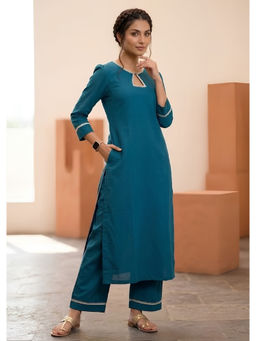 Anveri Textiles - Women Blue Solid/Plain Cotton Blend Kurta with Pant