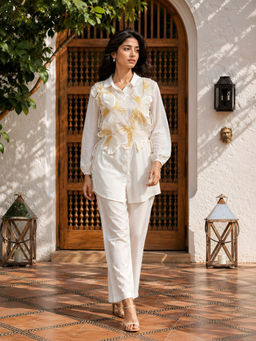 KAFTANIZE - Women White Embroidered Cotton Blend Co-Ord Set