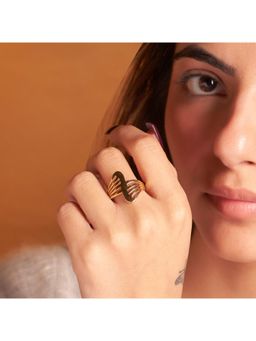 Salty - Gold Nostalgic Nuptials Ring
