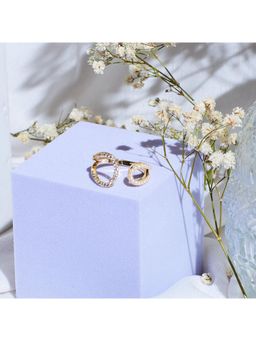 Salty - White Metropolitan Golden Ring
