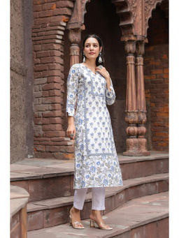 Rain & Rainbow - Blue Floral Printed Notch Neck Pure Cotton Straight Kurta