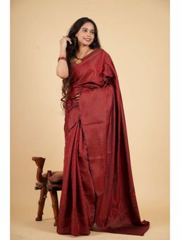 Isadora Life - Womens Woven Maroon Pre-Draped Saree With Unstitched Blouse