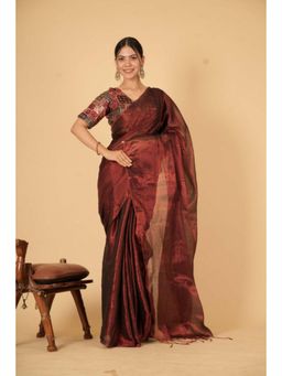 Isadora Life - Womens Woven Zari Maroon Pre-Draped Saree With Unstitched Blouse