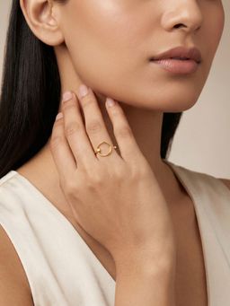 GIVA - Silver Golden Halo Frame Ring
