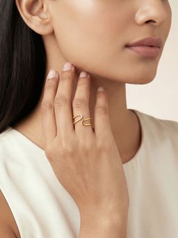 GIVA - Silver Golden Whirl Glow Ring