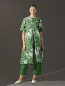 Dora Dori - Geometric Printed Green Pure Cotton Straight Kurta and Pant (Set of 2)