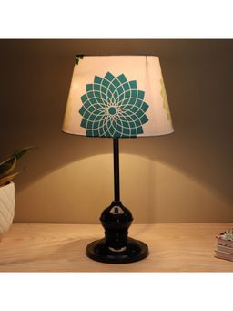 Tu Casa - White Sleek Spark Black Metal Table Lamp For Home Decoration