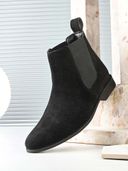 Black color option, Sold out, Currently selected