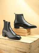 Black color option, Sold out, Currently selected