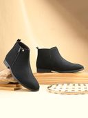 Black color option, Sold out, Currently selected