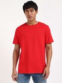 Red color option, Currently selected