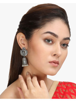 Adwitiya - Women Silver-Plated Floral Pearl Jhumkas