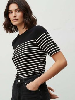 Outzidr - Women Black Striped Short Sleeve Top