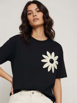 Outzidr - Short Sleeve Floral Embroidered Black Top