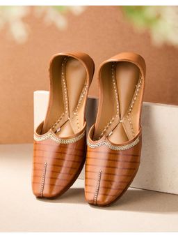 Fabindia - Brown Leather Jutties
