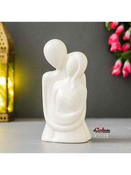 eCraftIndia - Resin White Romantic Decorative Cute Loving Couple Statue