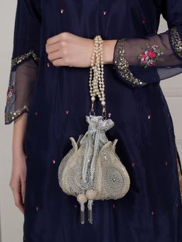 DRASTR - Women Silver Toned Embellished Beads Potli Bag