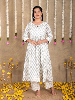 ARAMYA - White Soft Cotton Ikat Print A-line Kurta Pant for Women (Set of 2)