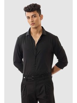 Snitch - Men Black Solid Formal Shirt