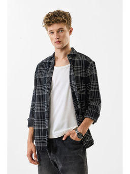 Snitch - Black Checkered Full Sleeves Slim Casual Shirt for Men