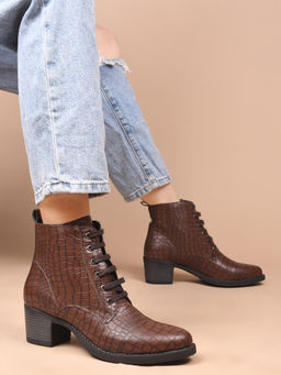 CLOG LONDON - Women Brown Casual Boots