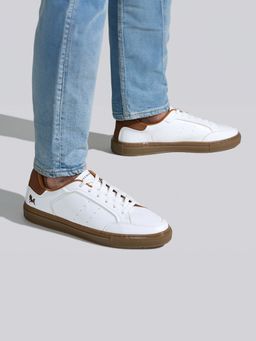 Neeman's - The Comfy Sleeks White Sneakers