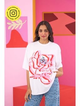 The Clothing Factory - Emily In Paris Without Pleasure, Who Are We Oversized T-Shirt