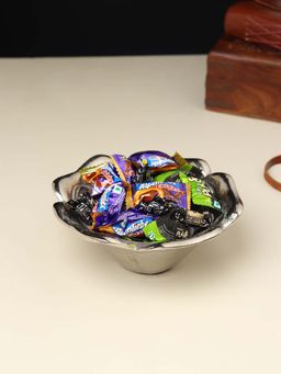 De Maison Decor - Silver Solid Metal Bowl