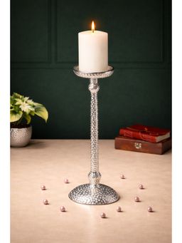 De Maison Decor - Silver Solid Metal Candle Holder