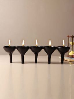 De Maison Decor - Black Solid Metal Candle Holder