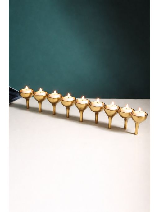 De Maison Decor Gold Solid Metal Candle Holder
