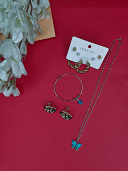 NVR - Valentine Special Women's Artificial Stones Jewellery Combo Set