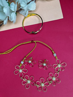NVR - Valentine Special Women's Gold-Plated Floral Shaped Pearl Beaded Combo Jewellery Set
