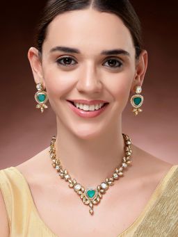 Karatcart - Gold Plated Green Polki Tumble Necklace With Earrings