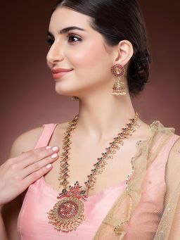 Karatcart - Traditional South Indian Style Peacock Temple Necklace With Earrings