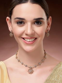 Karatcart - Traditional White Stone Floral Temple Design Necklace With Earrings