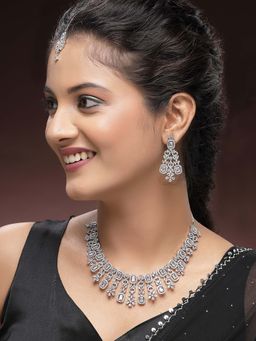 Karatcart - Silver-Plated American Diamond Choker Necklace With Earrings & Maangtika