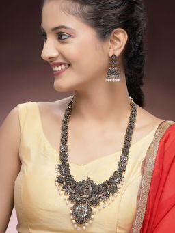 Karatcart - Traditional South Indian Laxmi Mata Rani Haar Necklace With Earrings