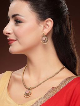 Karatcart - Elegant Gold Plated Pink Oval Stone Floral Temple Necklace With Earrings
