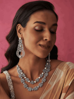 PRIHAN LUXURY - White Symphony Of Pearls Diamonds Jewellery Set