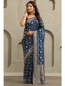 Navy Blue color option, Currently selected