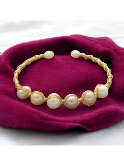 Sri Jagdamba Pearls - Qarin Pearl Bracelet for Women